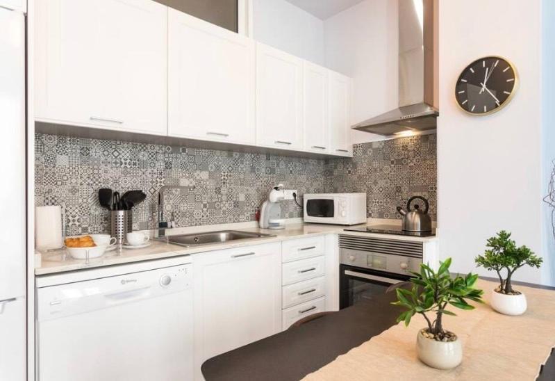 Lovely Barrio Apartment Аликанте Экстерьер фото